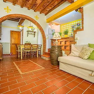  Apartment Tognazzi - Casa Il Giglio Italy
