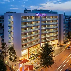 Отель Aria