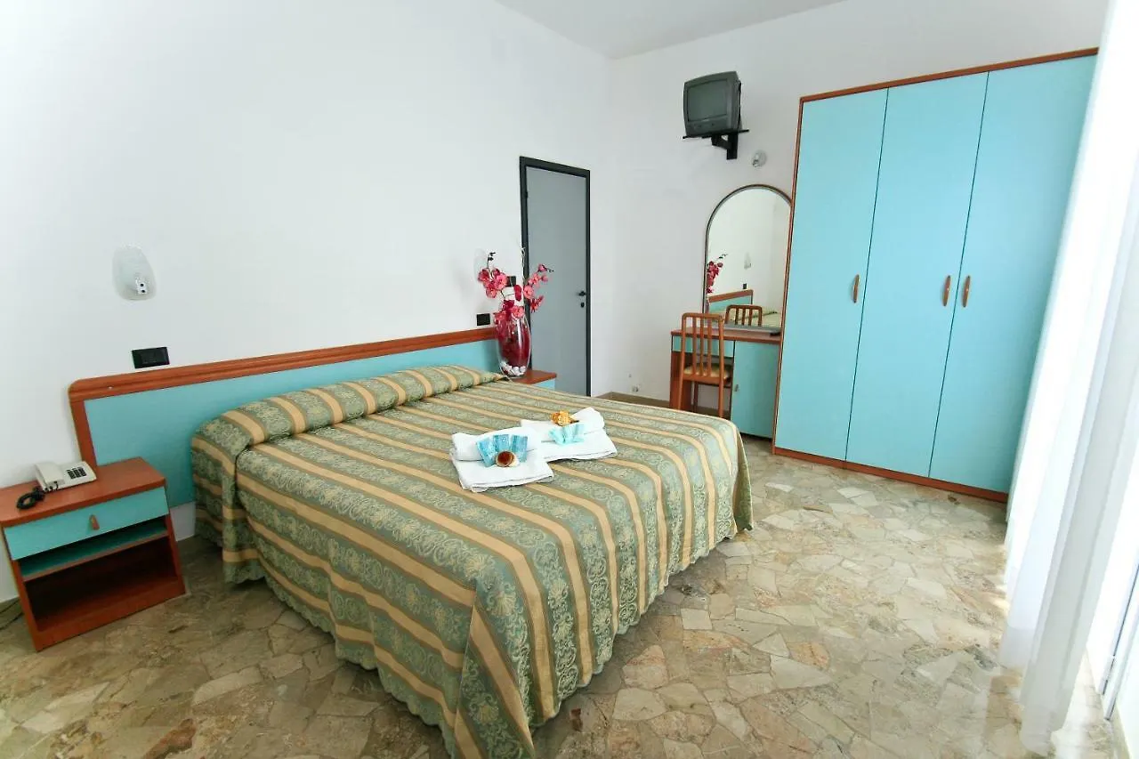 Hotel Vernel Римини Италия